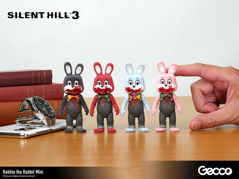 SILENT HILL 3/ Robbie the Rabbit Mini (Black) | Ultra Tokyo Connection